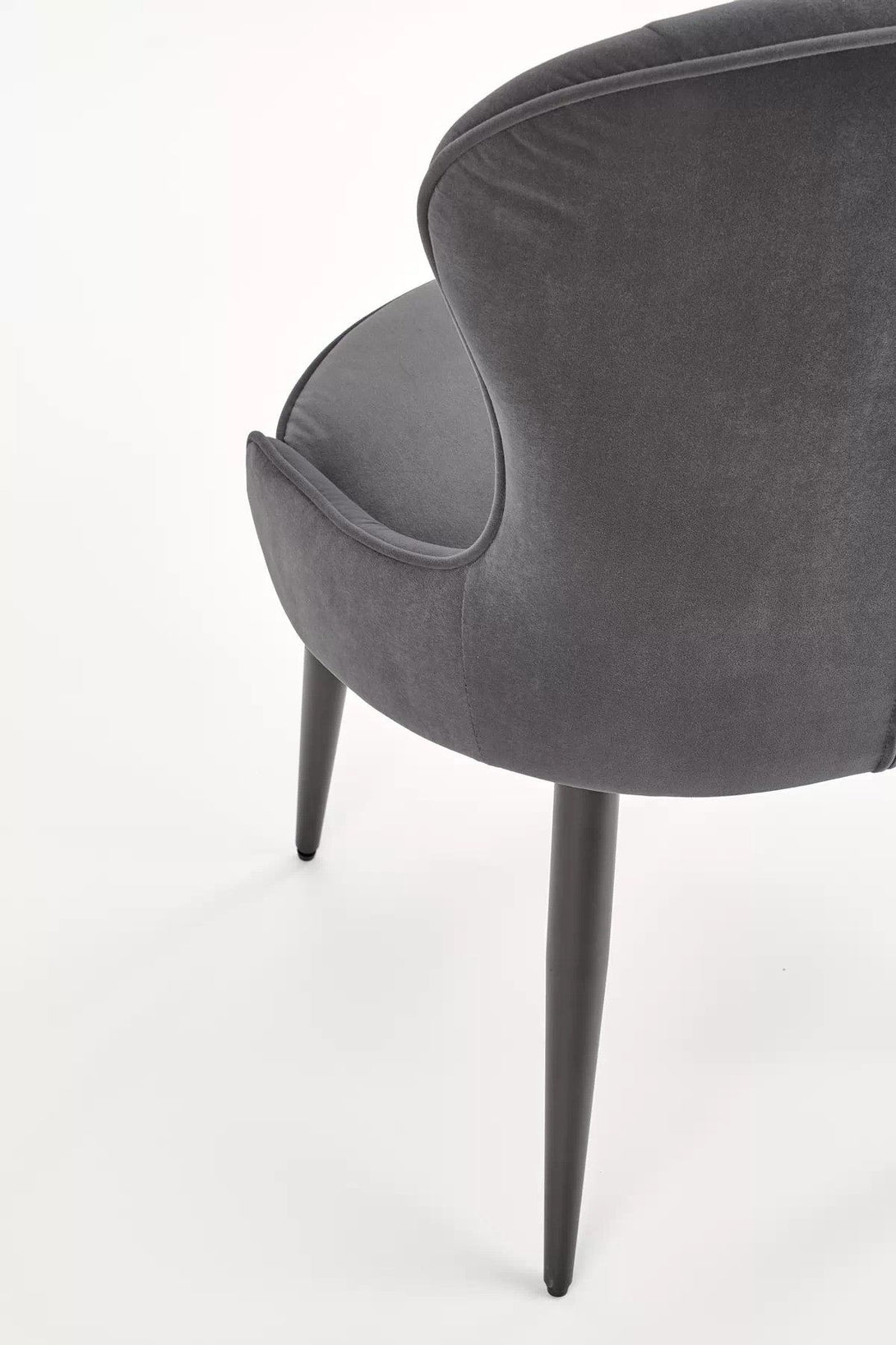 Stuhl - K366 - Luxuriöser für exklusives Ambiente und edles Finish. - ROYAL24_MARKT